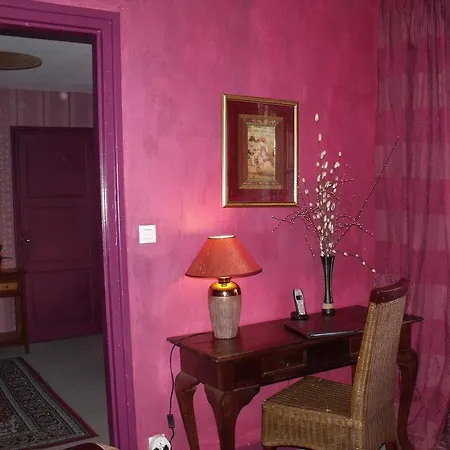 Itsara Suites *