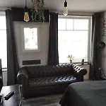 Itsara Suites בית הארחה *