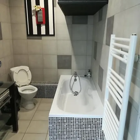 Vendégház Itsara Suites *